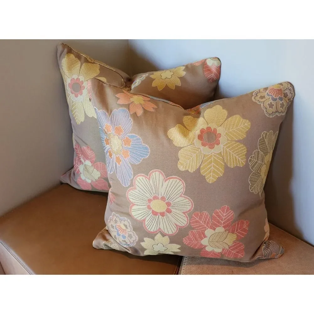 TRIO Kalin EMBROIDERED FLORAL Zippered Throw Pillow Cover 2/20x20 & 10x18 Lumbar
